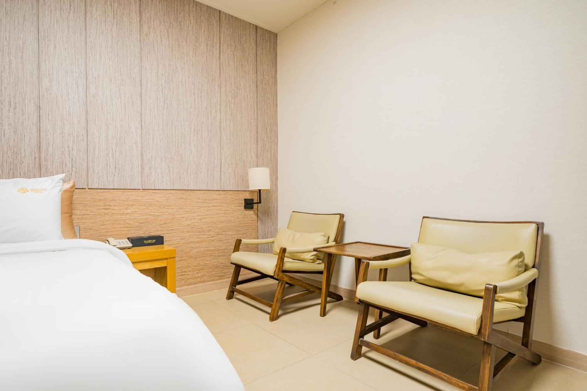 Yeosu Stay Hotel Room photo