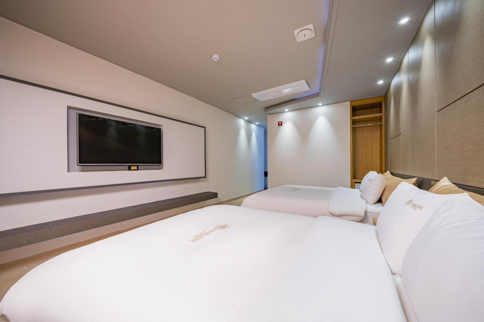 Yeosu Stay Hotel Room photo